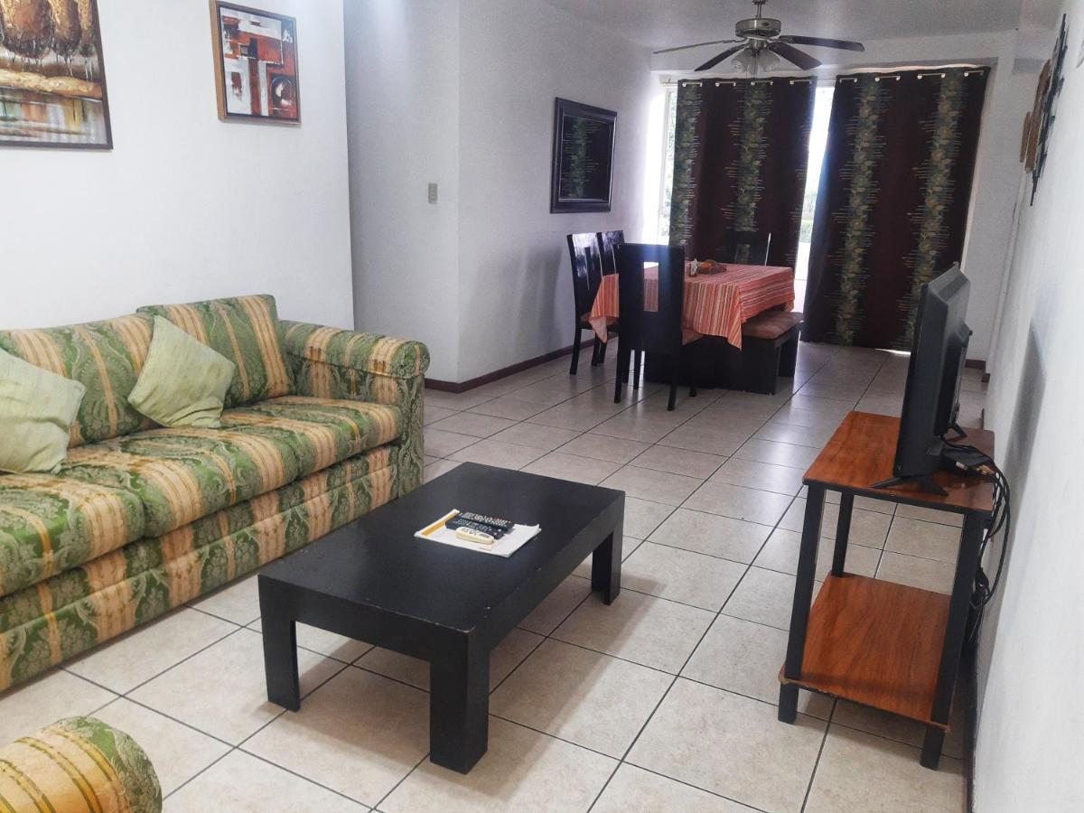Suites & Apartments San Benito - Flats San Salvador Zewnętrze zdjęcie